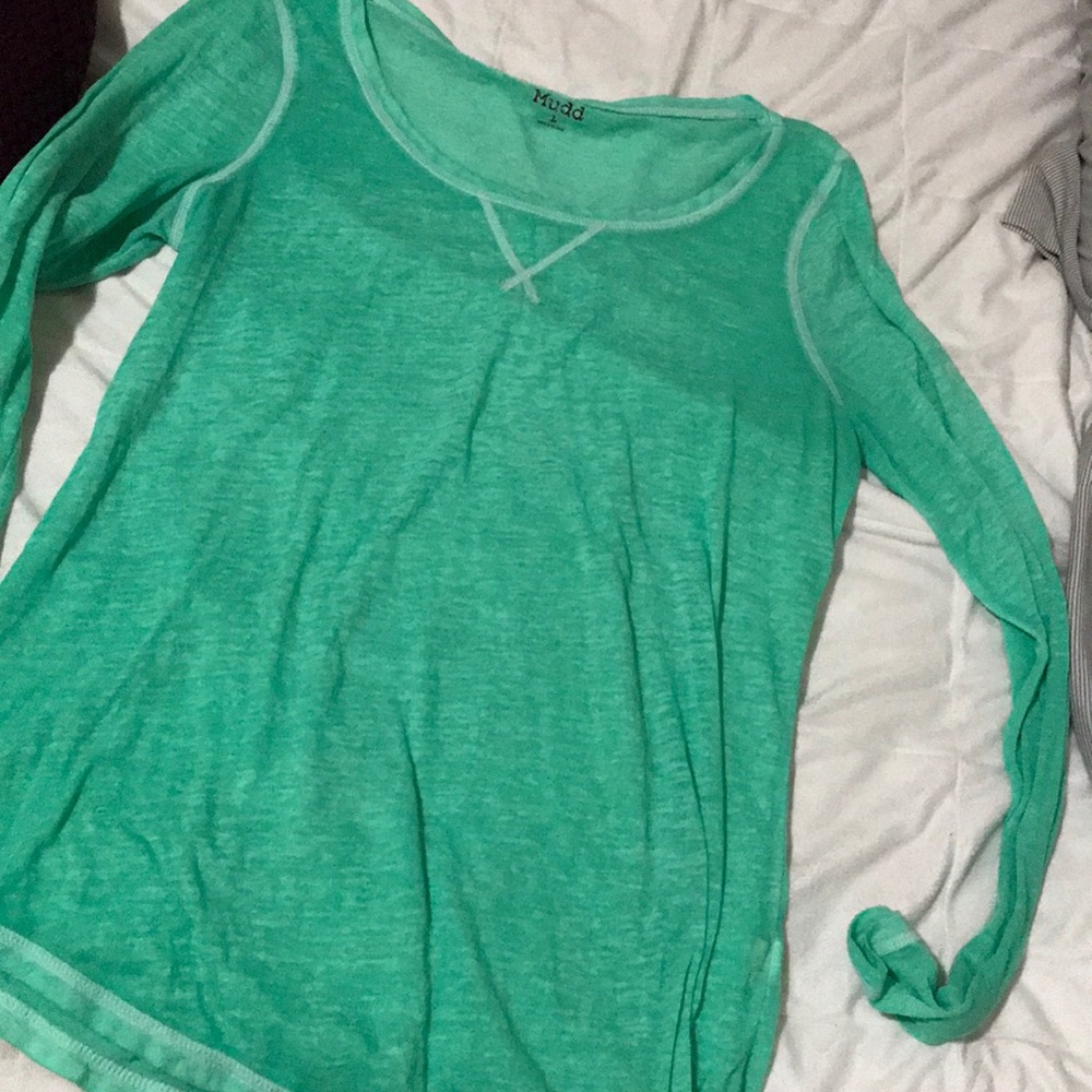 Womens shirts - Picture 6 of 7